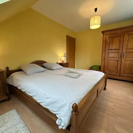 Des Fruitiers Holiday home *